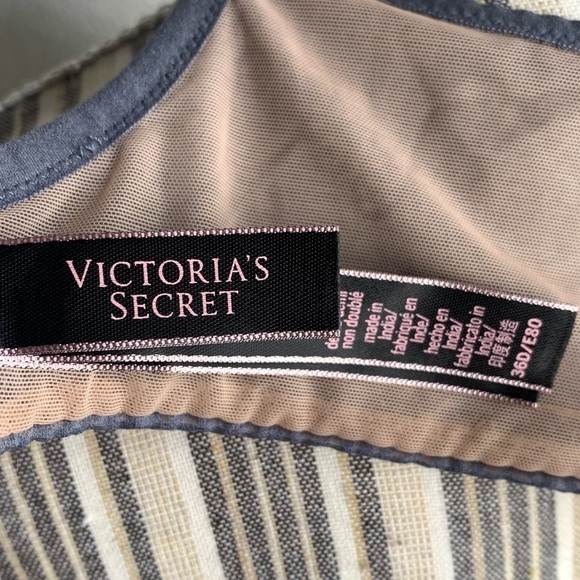 Victoria’s Secret Body By Victoria Unlined Demi Underwire Bra - Picture 8 of 8